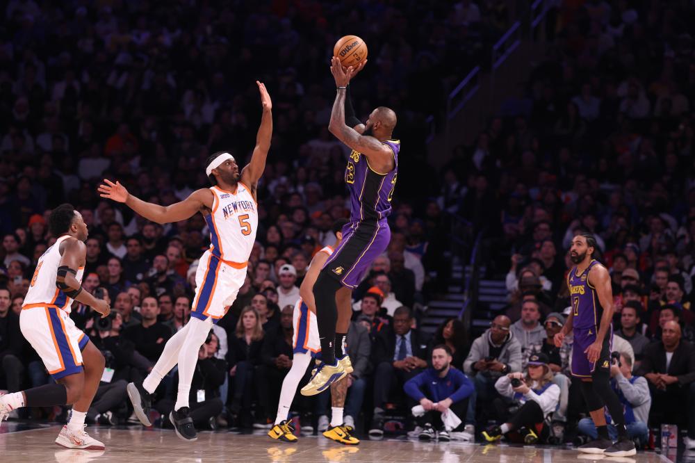 尤其是中场 尤其是中场