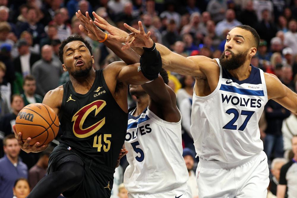 会尽量远离 会尽量远离